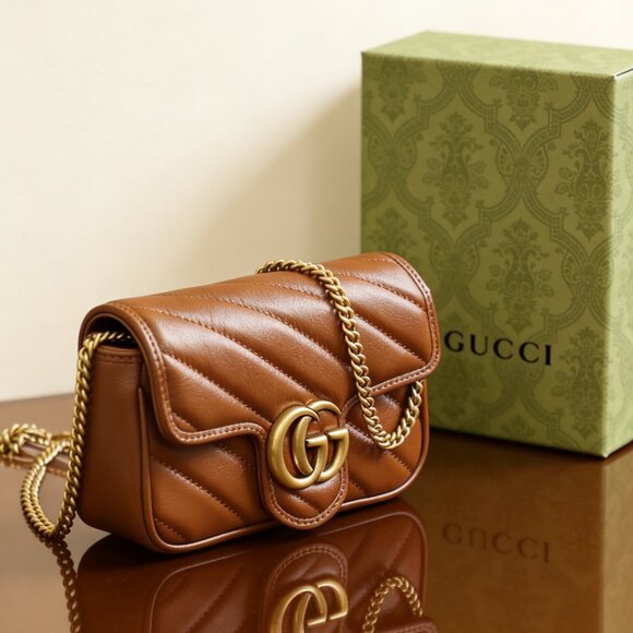 Gucci GG Marmont Super Mini Bag - Picture 3 of 6